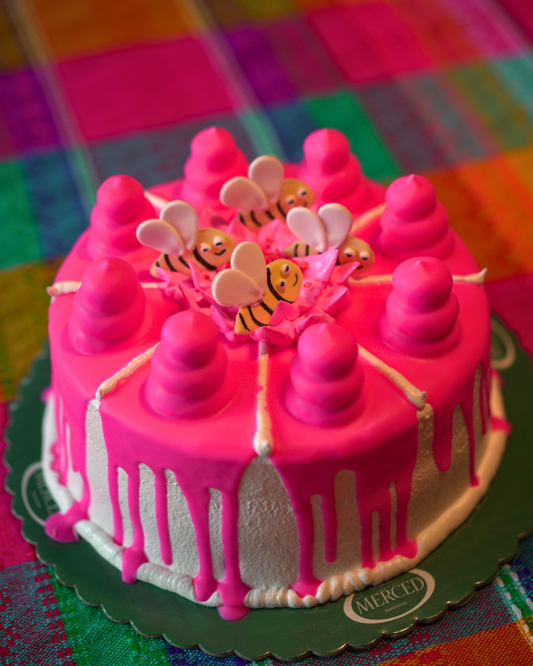 Berry Beehive Cake